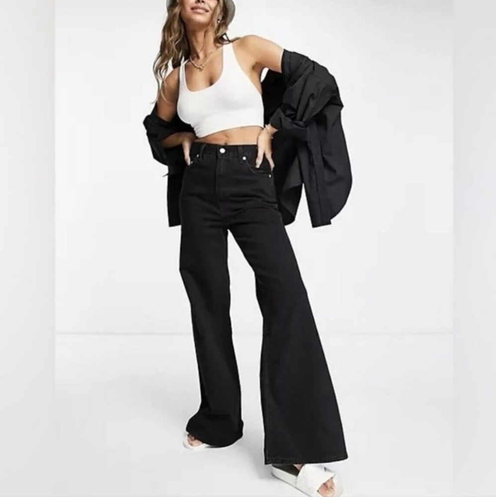 Levi's Premium High Loose Flare Black Jeans 28 X 27